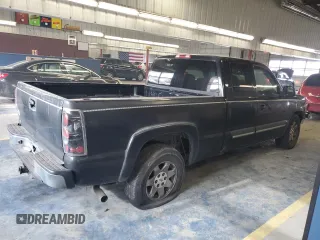 2003 Chevrolet Silverado 1500 with VIN 2GCEC19T131386355, listed as a Copart auction lot 41841665 with 258,453 mi miles and Clean Title. Bid and sale history available at carsss.com. Image 3.