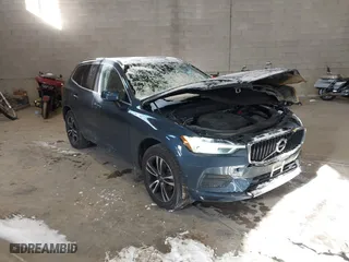 2018 Volvo XC60 Momentum with VIN YV4102RK5J1079663, listed as a IAAI auction lot 41367407 with 49,833 mi miles. Bid and sale history available at carsss.com. Image 1.