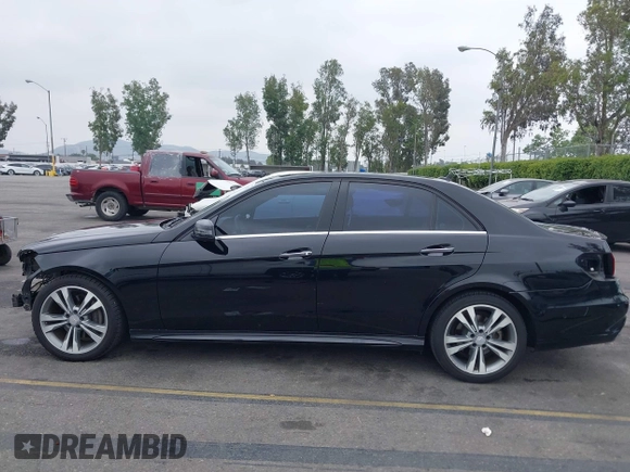 2014 Mercedes-Benz E 350 Sport with VIN WDDHF5KB3EA836535, listed as a IAAI auction lot 42087698 with 98,305 mi miles and . Bid and sale history available at DreamBid. Image 14.
