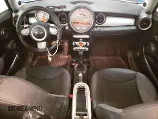 2008 MINI Hardtop with VIN WMWMF33558TT67668, listed as a Copart auction lot 50363795 with 72,738 mi miles and Salvage Title. Bid and sale history available at DreamBid. Image 8.
