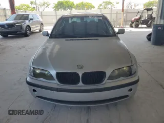2002 BMW 3 Series 325i z VIN WBAET37442NG70535, wystawiony jako Copart lot #57361055 z przebiegiem Nie podano mil oraz Czysty tytuł • Clean title. Historia ofert i sprzedaży dostępna na DreamBid. Obrazek 5.