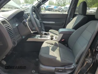 2011 Ford Escape XLT с VIN 1FMCU9DGXBKA15816, выставлен на аукционе Copart как лот 62086235 с пробегом 176 624 миль миль и Чистый • Clean title. История ставок и продаж доступна на DreamBid. Изображение 7.