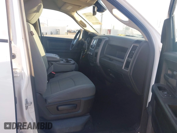 2019 Ram 1500 Classic Tradesman with VIN 1C6RR6FG7KS500515, listed as a IAAI auction lot 41959083 with 100,102 mi miles. Bid and sale history available at carsss.com. Image 5.