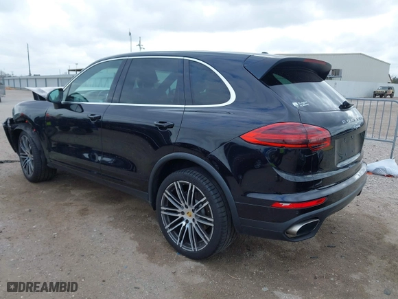 2017 Porsche Cayenne with VIN WP1AA2A2XHKA90706, listed as a IAAI auction lot 41692768 with 92,800 mi miles. Bid and sale history available at carsss.com. Image 3.