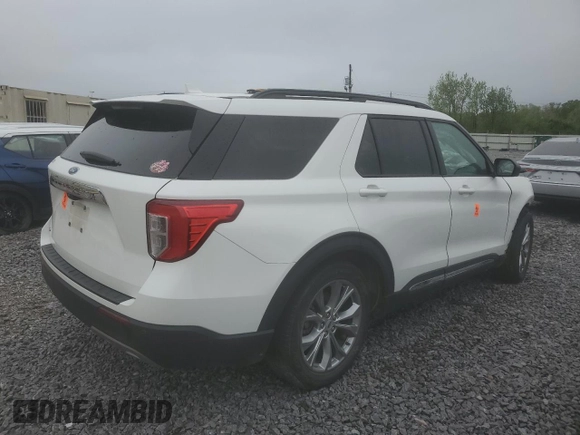 2023 Ford Explorer XLT z VIN 1FMSK7DHXPGA98298, wystawiony jako Copart lot #52018335 z przebiegiem 41 960 mil mil oraz Szkoda całkowita • Salvage title. Historia ofert i sprzedaży dostępna na DreamBid. Obrazek 3.