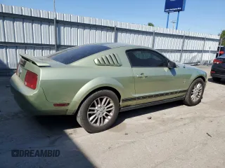2006 Ford Mustang Standard z VIN 1ZVHT80N665164317, wystawiony jako Copart lot #56353295 z przebiegiem 225 158 mil mil oraz Szkoda całkowita • Salvage title. Historia ofert i sprzedaży dostępna na DreamBid. Obrazek 3.