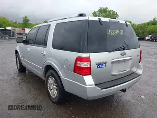 2010 Ford Expedition Limited z VIN 1FMJU2A5XAEB71496, wystawiony jako IAAI lot #42234571 z przebiegiem 267 867 mil mil oraz . Historia ofert i sprzedaży dostępna na DreamBid. Obrazek 3.