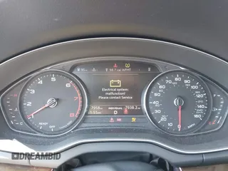 2020 Audi Q5 Premium with VIN WA1ANAFY3L2082513, listed as a IAAI auction lot 41912993 with 7,958 mi miles. Bid and sale history available at carsss.com. Image 7.