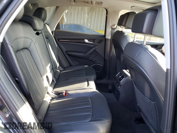 2018 Audi Q5 Prestige z VIN WA1CNAFY4J2067671, wystawiony jako Copart lot #61012245 z przebiegiem 29 081 mil mil oraz Szkoda całkowita • Salvage title. Historia ofert i sprzedaży dostępna na DreamBid. Obrazek 11.