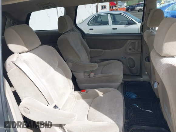 2007 Toyota Sienna CE with VIN 5TDZK23CX7S072673, listed as a IAAI auction lot 41904733 with 188,680 mi miles and . Bid and sale history available at DreamBid. Image 8.