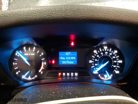 2015 Ford Expedition XL with VIN 1FMJU1GT7FEF45778, listed as a Copart auction lot 41835045 with 39,179 mi miles and Salvage Title. Bid and sale history available at carsss.com. Image 9.