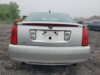 2008 Cadillac STS RWD z VIN 1G6DK67V880159279, wystawiony jako Copart lot #55487375 z przebiegiem 73 341 mil mil oraz Szkody całkowita. Historia ofert i sprzedaży dostępna na DreamBid. Obrazek 6.