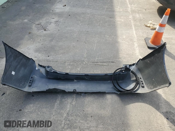 2016 Toyota Prius Two with VIN JTDZN3EU3GJ054774, listed as a Copart auction lot 52602335 with 190,998 mi miles and Salvage Title. Bid and sale history available at carsss.com. Image 13.