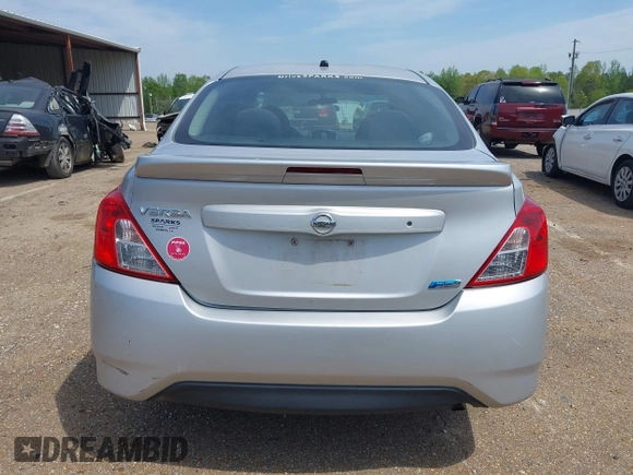 2015 Nissan Versa SV with VIN 3N1CN7AP1FL817785, listed as a IAAI auction lot 41976218 with 153,077 mi miles and . Bid and sale history available at DreamBid. Image 16.