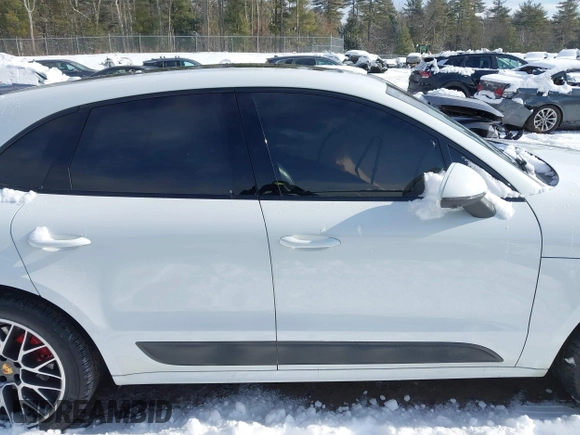 2017 Porsche Macan GTS with VIN WP1AG2A51HLB54439, listed as a IAAI auction lot 41430297 with 116,319 mi miles and . Bid and sale history available at DreamBid. Image 13.
