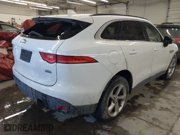 2019 Jaguar F-Pace 25t Premium z VIN SADCJ2FX5KA615736, wystawiony jako IAAI lot #41495039 z przebiegiem 83 778 mil mil oraz . Historia ofert i sprzedaży dostępna na DreamBid. Obrazek 4.