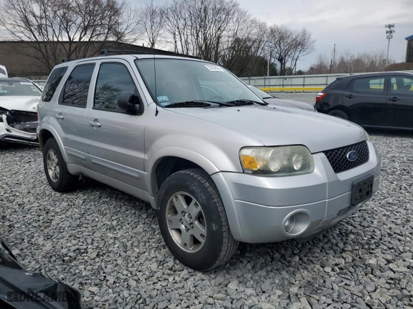 2005 Ford Escape Limited with VIN 1FMYU94145KA62832, listed as a Copart auction lot 53104395 with 81,093 mi miles and Clean Title. Bid and sale history available at carsss.com. Image 4.
