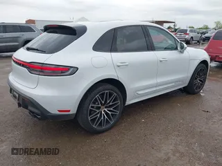 2025 Porsche Macan GTS with VIN WP1AG2A55SLB41796, listed as a IAAI auction lot 41936289 with 1,435 mi miles and . Bid and sale history available at DreamBid. Image 4.