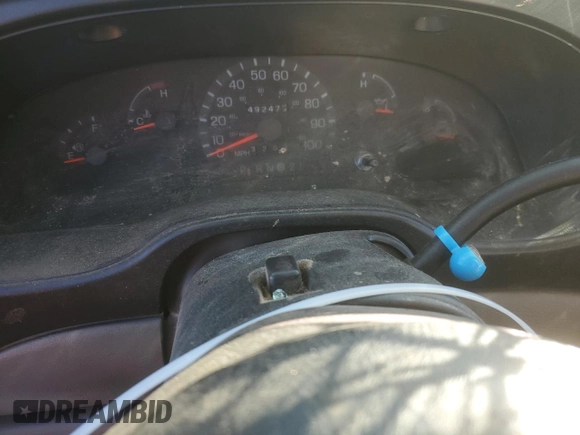 2002 Ford Econoline Passenger XL с VIN 1FBSS31S92HA05274, выставлен на аукционе Copart как лот 85349444 с пробегом 492 474 миль миль и Списание • Salvage title. История ставок и продаж доступна на DreamBid. Изображение 9.