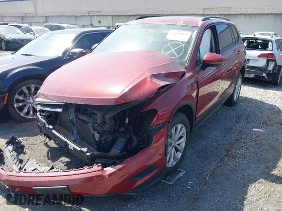 2018 Volkswagen Tiguan S with VIN 3VV1B7AX3JM128705, listed as a IAAI auction lot 42110808 with 60,589 mi miles and . Bid and sale history available at DreamBid. Image 18.