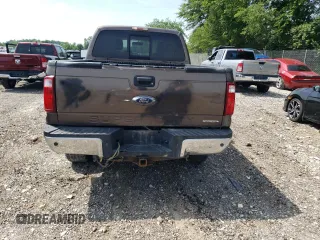 2015 Ford F-250 XLT z VIN 1FT7X2B60FEC50812, wystawiony jako Copart lot #62493675 z przebiegiem 159 058 mil mil oraz Szkoda całkowita • Salvage title. Historia ofert i sprzedaży dostępna na DreamBid. Obrazek 6.