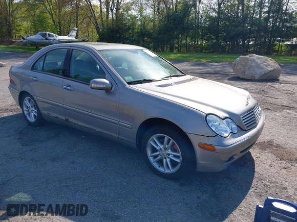 2003 Mercedes-Benz C 240 with VIN WDBRF81J33F416250, listed as a IAAI auction lot 42255841 with 307,737 mi miles and . Bid and sale history available at DreamBid. Image 1.