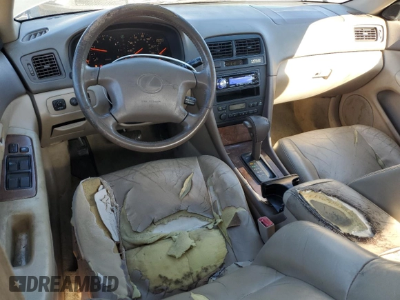 1997 Lexus ES 300 Luxury Sport Sdn with VIN JT8BF22GXV0055087, listed as a Copart auction lot 83823814 with 208,967 mi miles and Salvage Title. Bid and sale history available at carsss.com. Image 8.