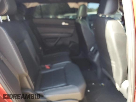 2021 Volkswagen Atlas SE with VIN 1V2PE2CA6MC229995, listed as a Copart auction lot 53197635 with 61,998 mi miles and Salvage title. Bid and sale history available at DreamBid. Image 11.