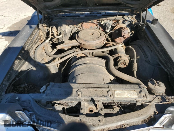 1972 Chevrolet Monte Carlo z VIN 1H57J2B699428, wystawiony jako Copart lot #88454495 z przebiegiem 9479 mil mil oraz Szkody całkowita. Historia ofert i sprzedaży dostępna na DreamBid. Obrazek 11.