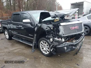 2015 GMC Sierra 1500 Denali with VIN 3GTU2WEJ4FG361641, listed as a IAAI auction lot 41801404 with 154,376 mi miles. Bid and sale history available at carsss.com. Image 1.