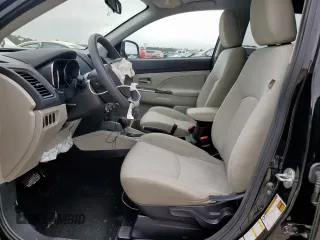 2018 Mitsubishi Outlander ES z VIN JA4AP3AU0JU011300, wystawiony jako Copart lot #59538635 z przebiegiem 73 434 mil mil oraz Szkoda całkowita • Salvage title. Historia ofert i sprzedaży dostępna na DreamBid. Obrazek 7.