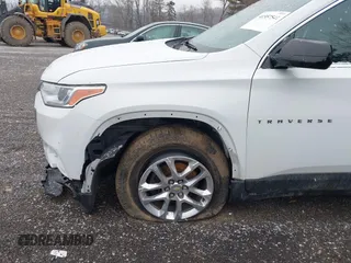 2020 Chevrolet Traverse LS with VIN 1GNEVFKW5LJ182313, listed as a IAAI auction lot 41557541 with 103,225 mi miles. Bid and sale history available at carsss.com. Image 21.