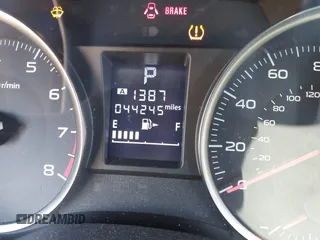 2015 Subaru Crosstrek Premium z VIN JF2GPADC7F8300022, wystawiony jako IAAI lot #42324681 z przebiegiem 44 245 mil mil oraz . Historia ofert i sprzedaży dostępna na DreamBid. Obrazek 7.