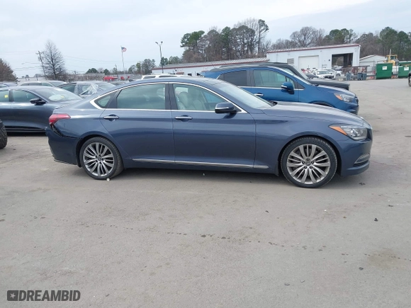2015 Hyundai Genesis 5.0L with VIN KMHGN4JF7FU085068, listed as a IAAI auction lot 41679660 with 66,540 mi miles. Bid and sale history available at carsss.com. Image 13.