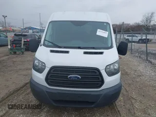 2016 Ford Transit Passenger XL z VIN 1FBZX2CM5GKA82811, wystawiony jako IAAI lot #41733437 z przebiegiem 31 959 mil mil oraz . Historia ofert i sprzedaży dostępna na DreamBid. Obrazek 12.