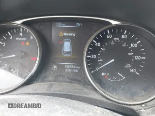 2016 Nissan Rogue SV z VIN KNMAT2MV9GP696128, wystawiony jako IAAI lot #42343710 z przebiegiem 136 984 mil mil oraz . Historia ofert i sprzedaży dostępna na DreamBid. Obrazek 7.