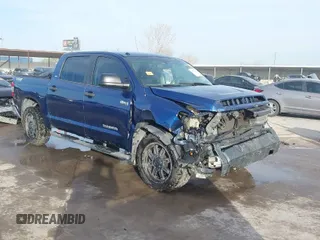 2014 Toyota Tundra 4WD Truck SR5 with VIN 5TFDW5F10EX354533, listed as a IAAI auction lot 41870967 with 181,278 mi miles. Bid and sale history available at carsss.com. Image 1.