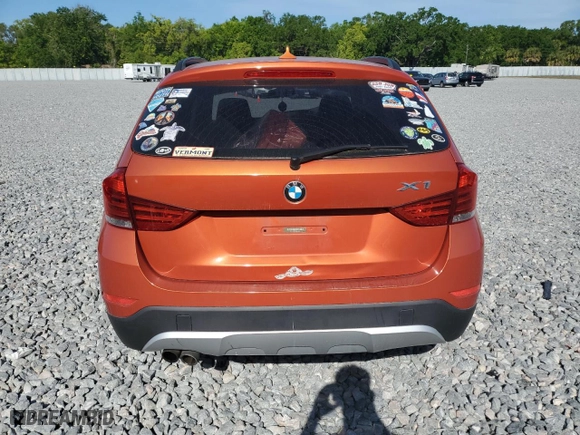 2014 BMW X1 sDrive28i with VIN WBAVM1C59EVW46832, listed as a Copart auction lot 49389605 with 112,257 mi miles and Salvage Title. Bid and sale history available at carsss.com. Image 6.