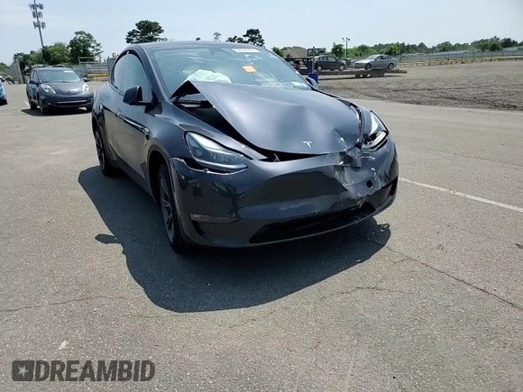 2024 Tesla Model Y Long Range с VIN 7SAYGDEE7RF180945, выставлен на аукционе Copart как лот 62059735 с пробегом Не указан миль и Списание • Salvage title. История ставок и продаж доступна на DreamBid. Изображение 14.
