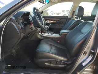 2018 Infiniti Q70 Luxe with VIN JN1BY1AR3JM220301, listed as a Copart auction lot 79569884 with 84,339 mi miles and Salvage title. Bid and sale history available at DreamBid. Image 7.