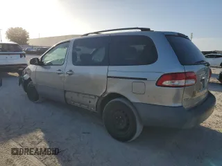 2002 Toyota Sienna CE with VIN 4T3ZF19C92U421626, listed as a Copart auction lot 80562414 with 198,305 mi miles and Non Repairable. Bid and sale history available at carsss.com. Image 2.