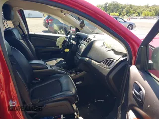 2019 Dodge Journey Crossroad z VIN 3C4PDCGG7KT809945, wystawiony jako IAAI lot #39659908 z przebiegiem 89 254 mil mil oraz . Historia ofert i sprzedaży dostępna na DreamBid. Obrazek 5.