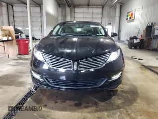2013 Lincoln MKZ Hybrid z VIN 3LN6L2LU7DR823358, wystawiony jako Copart lot #51864445 z przebiegiem 112 531 mil mil oraz Szkoda całkowita • Salvage title. Historia ofert i sprzedaży dostępna na DreamBid. Obrazek 5.