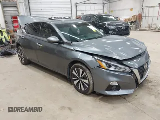 2019 Nissan Altima SV with VIN 1N4BL4DW5KC162414, listed as a IAAI auction lot 41974679 with 69,631 mi miles and . Bid and sale history available at DreamBid. Image 1.
