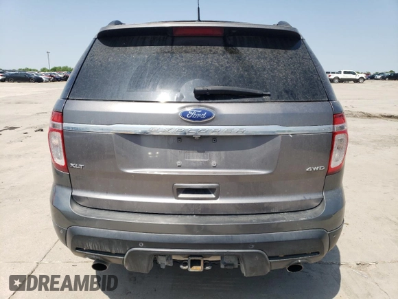 2011 Ford Explorer XLT z VIN 1FMHK8D83BGA51137, wystawiony jako Copart lot #50527015 z przebiegiem 161 554 mil mil oraz Szkoda całkowita • Salvage title. Historia ofert i sprzedaży dostępna na DreamBid. Obrazek 6.