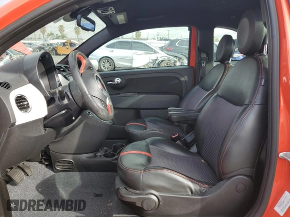 2015 FIAT 500e with VIN 3C3CFFGE1FT507277, listed as a Copart auction lot 51391845 with 88,760 mi miles and Salvage title. Bid and sale history available at DreamBid. Image 7.