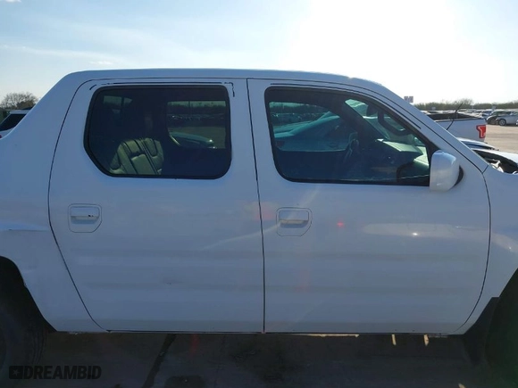 2013 Honda Ridgeline RTL with VIN 5FPYK1F58DB015799, listed as a IAAI auction lot 41498052 with 104,372 mi miles. Bid and sale history available at carsss.com. Image 13.
