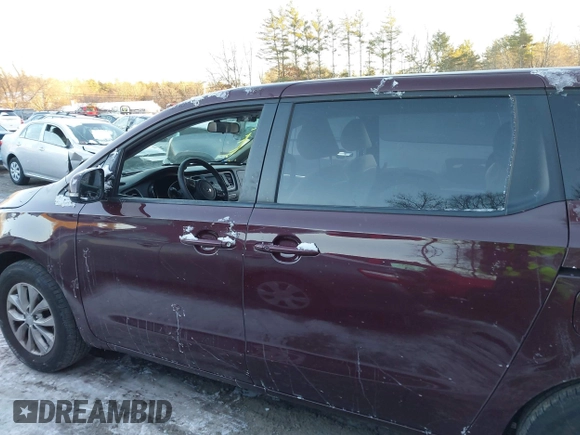 2020 Kia Sedona LX with VIN KNDMB5C18L6617371, listed as a IAAI auction lot 41378524 with 59,092 mi miles. Bid and sale history available at carsss.com. Image 15.
