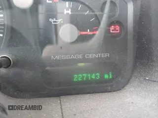 2005 Ford Explorer XLS с VIN 1FMZU62KX5UA82585, выставлен на аукционе IAAI как лот 41542422 с пробегом 227 143 миль миль и . История ставок и продаж доступна на DreamBid. Изображение 15.