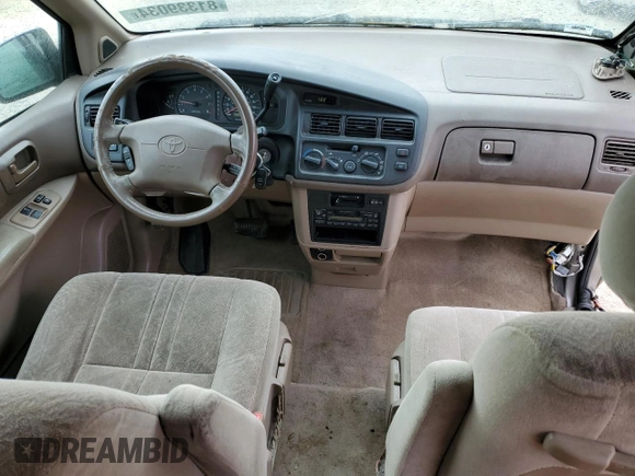 1999 Toyota Sienna LE with VIN 4T3ZF13C9XU167304, listed as a Copart auction lot 81339034 with 173,504 mi miles and Non Repairable. Bid and sale history available at carsss.com. Image 8.